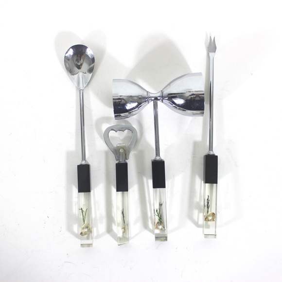 Mid Century Swank Lucite Bar Tool Set with Pearls Seaweed and Shells Steel - Picture 2 of 8